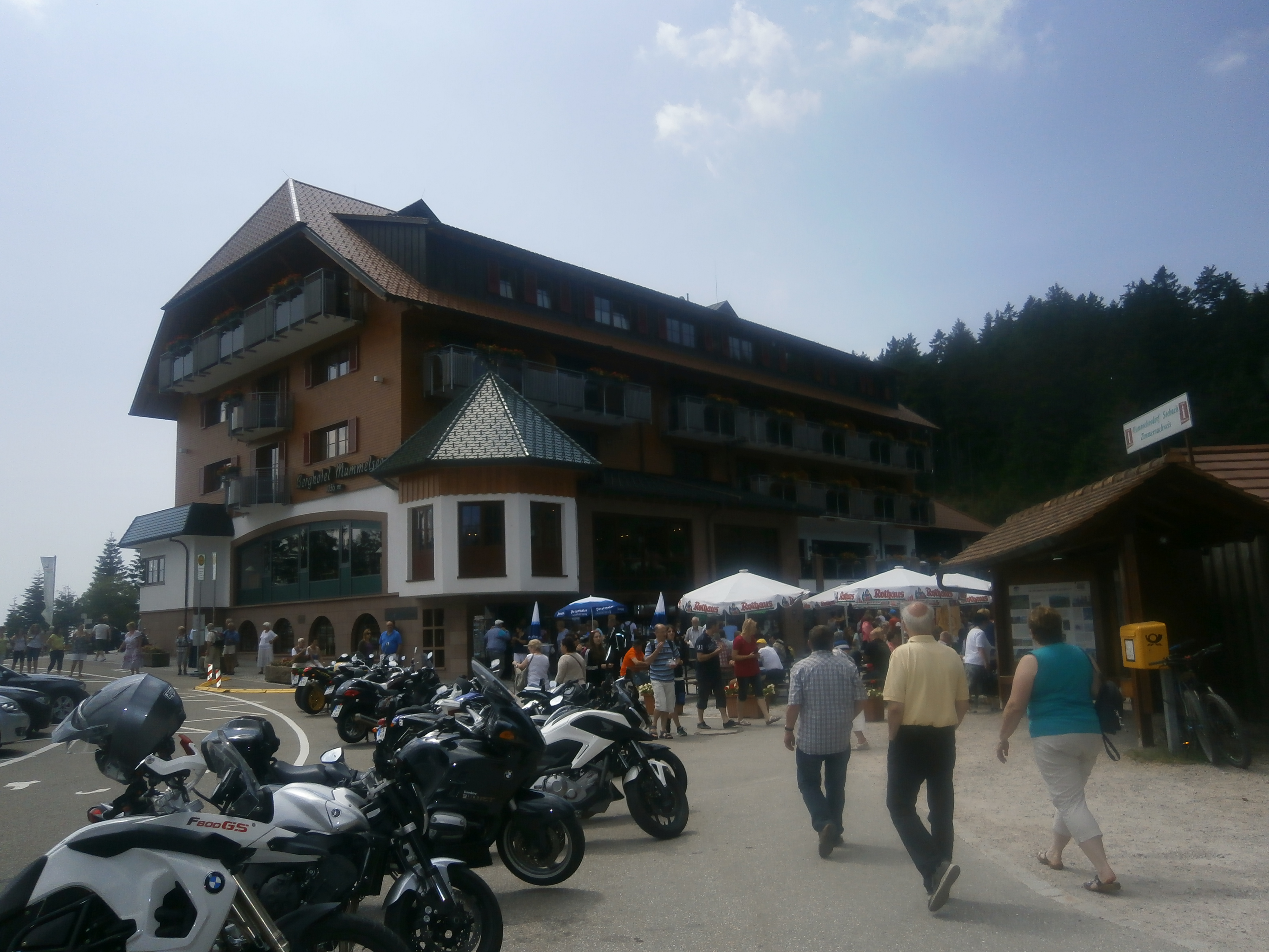 das neue Mummelseehotel, wunderschöne Übernachtungsmöglichkeit an der Schwarzwaldhochstrasse