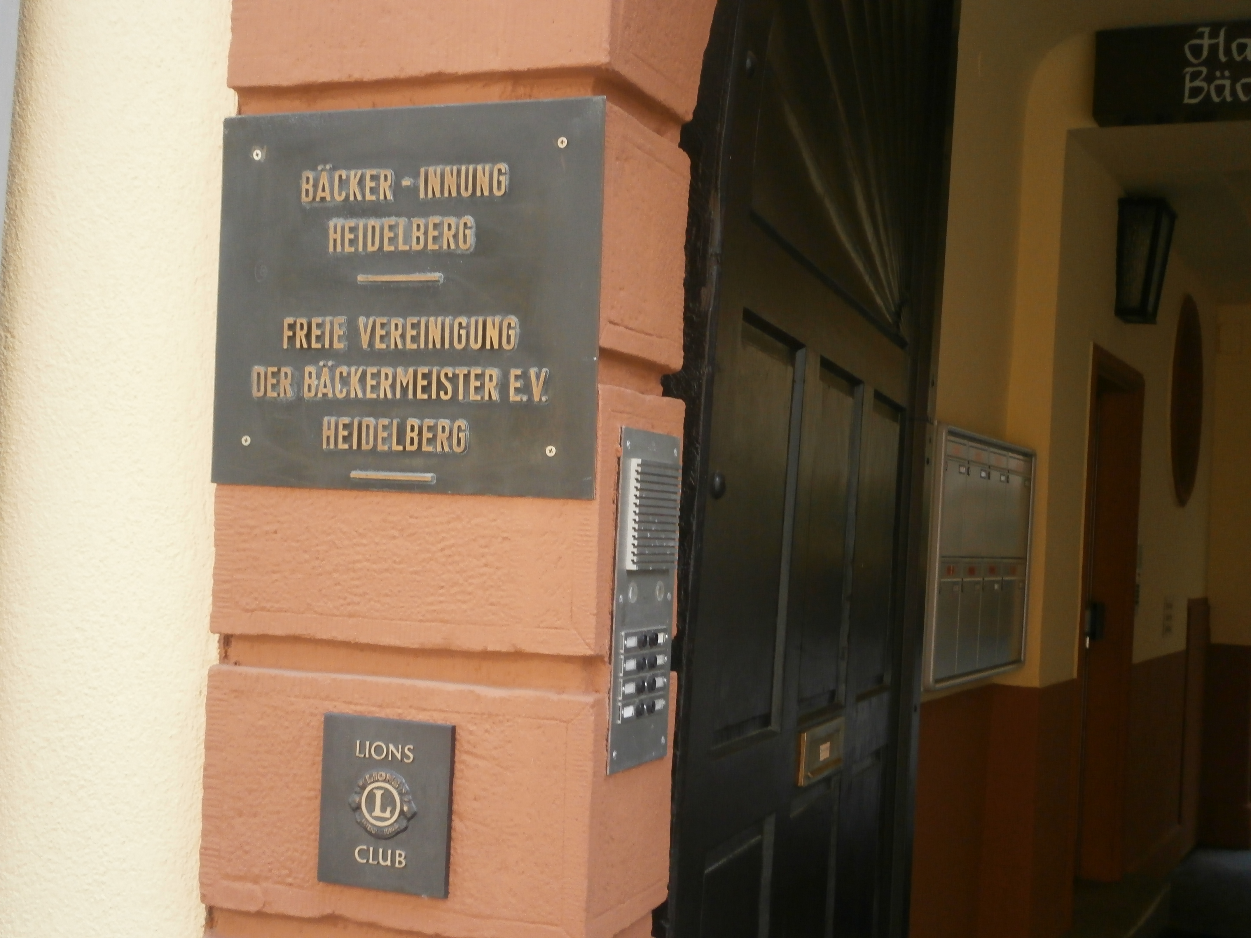 Bild 2 Backmulde Gasthaus Zepf und Schneider GmbH in Heidelberg