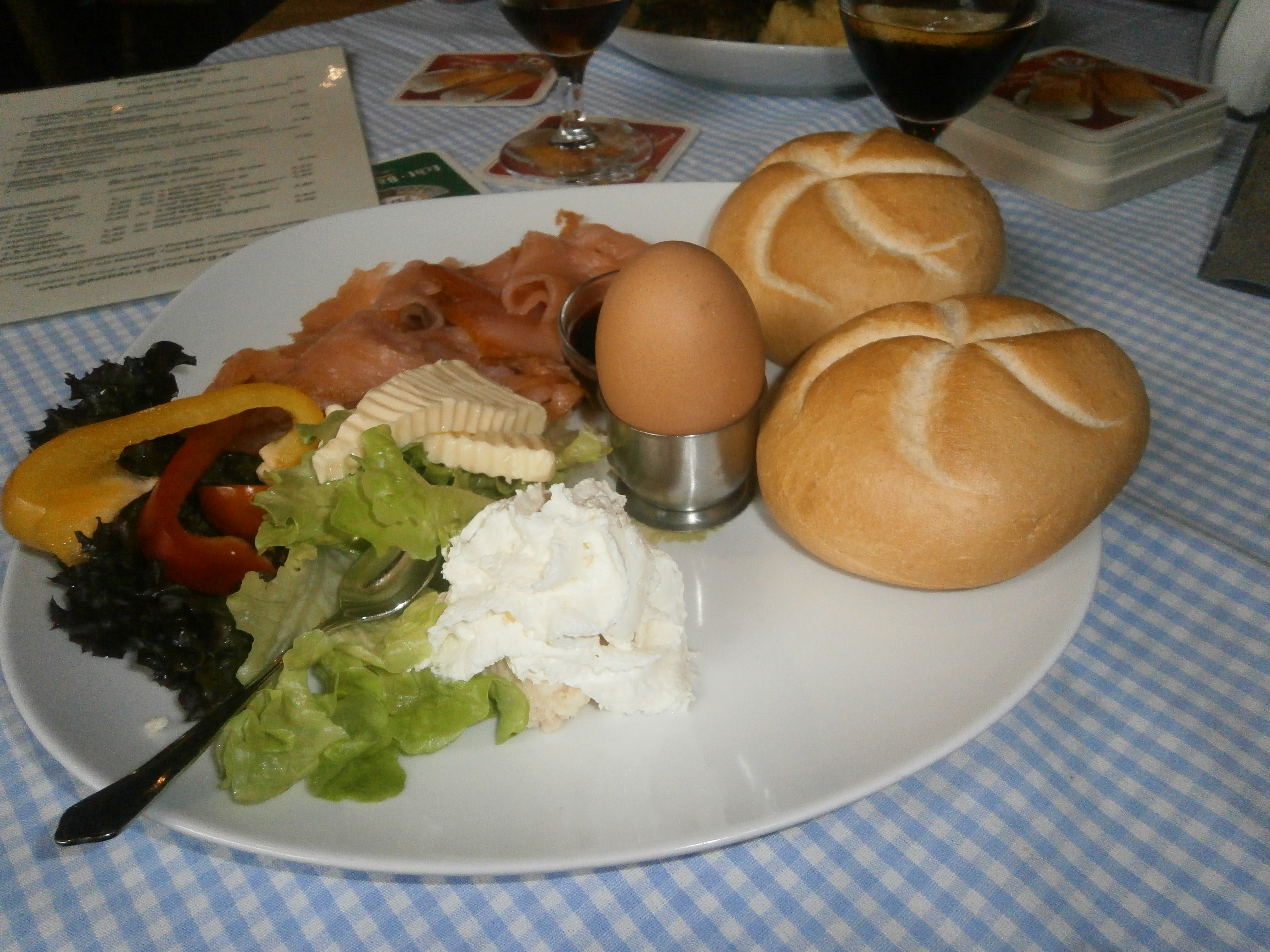 Lachsfr&uuml;hst&uuml;ck ,habe ich mir heute nach anstrengender Nachtschicht geg&ouml;nnt