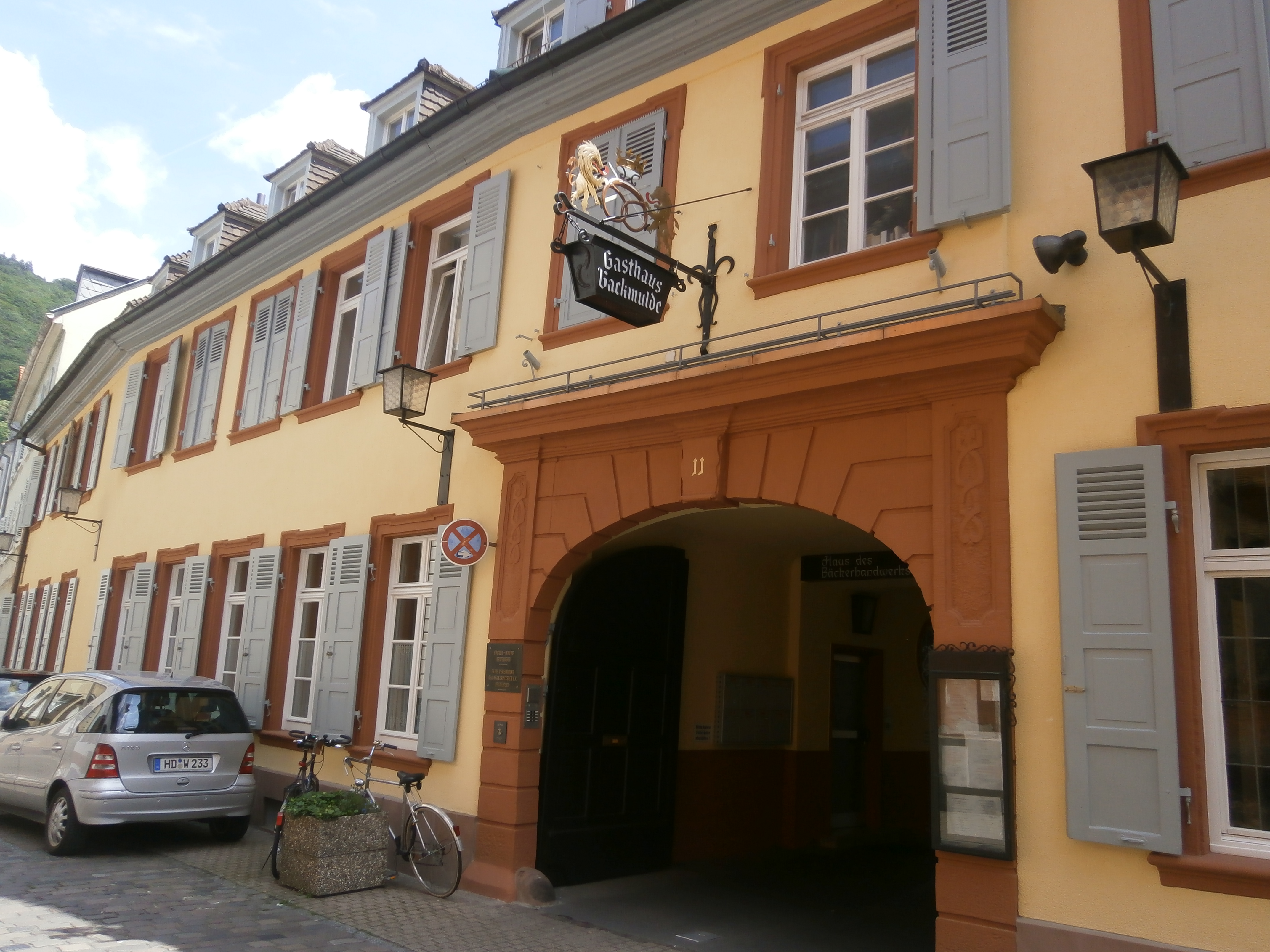 Bild 1 Backmulde Gasthaus Zepf und Schneider GmbH in Heidelberg