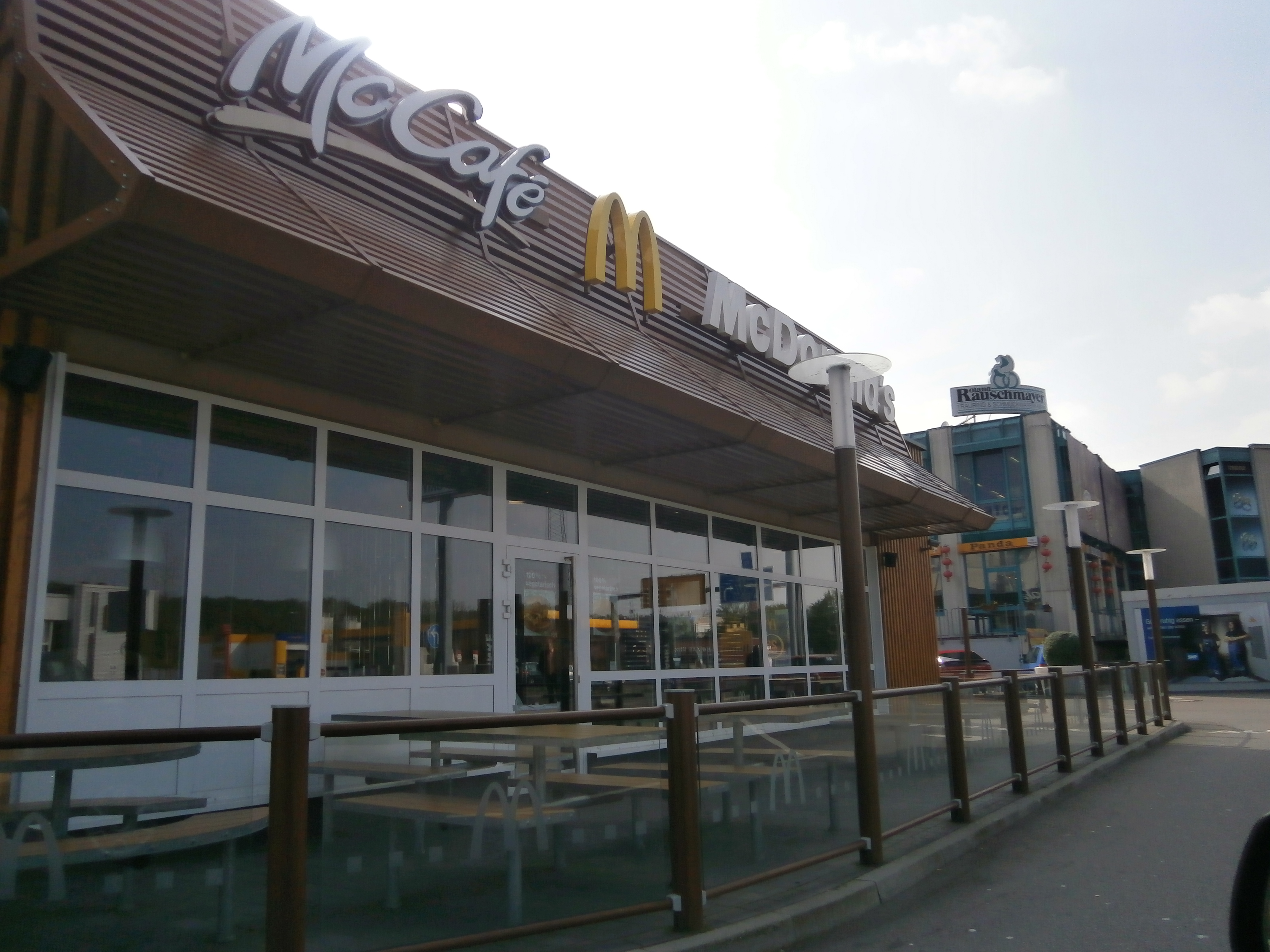 Bild 2 McDonald's in Pforzheim