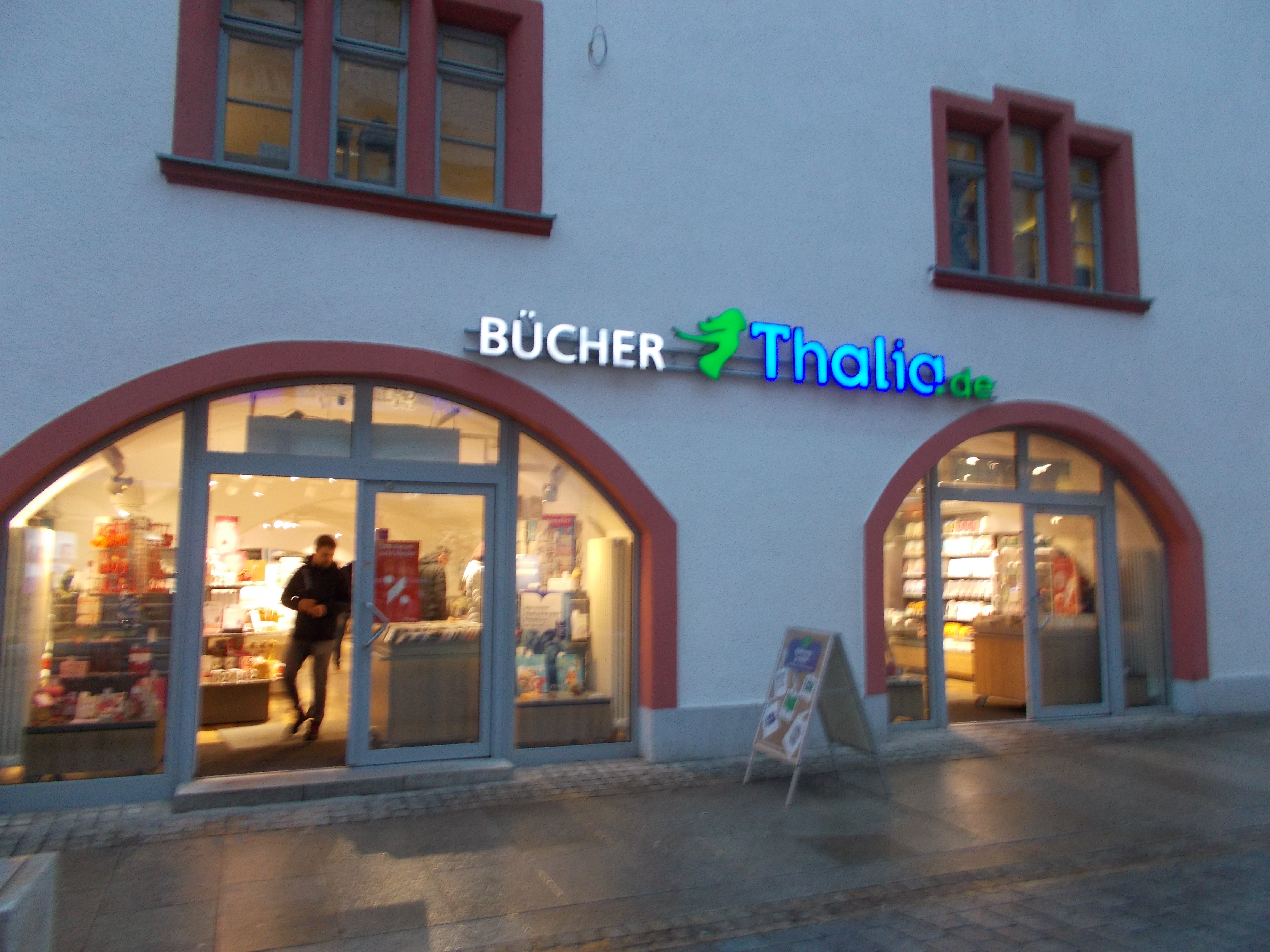 Bild 1 Thalia Buchhandlung Buch & Kunst GmbH & Co.KG Dresden in Zwickau