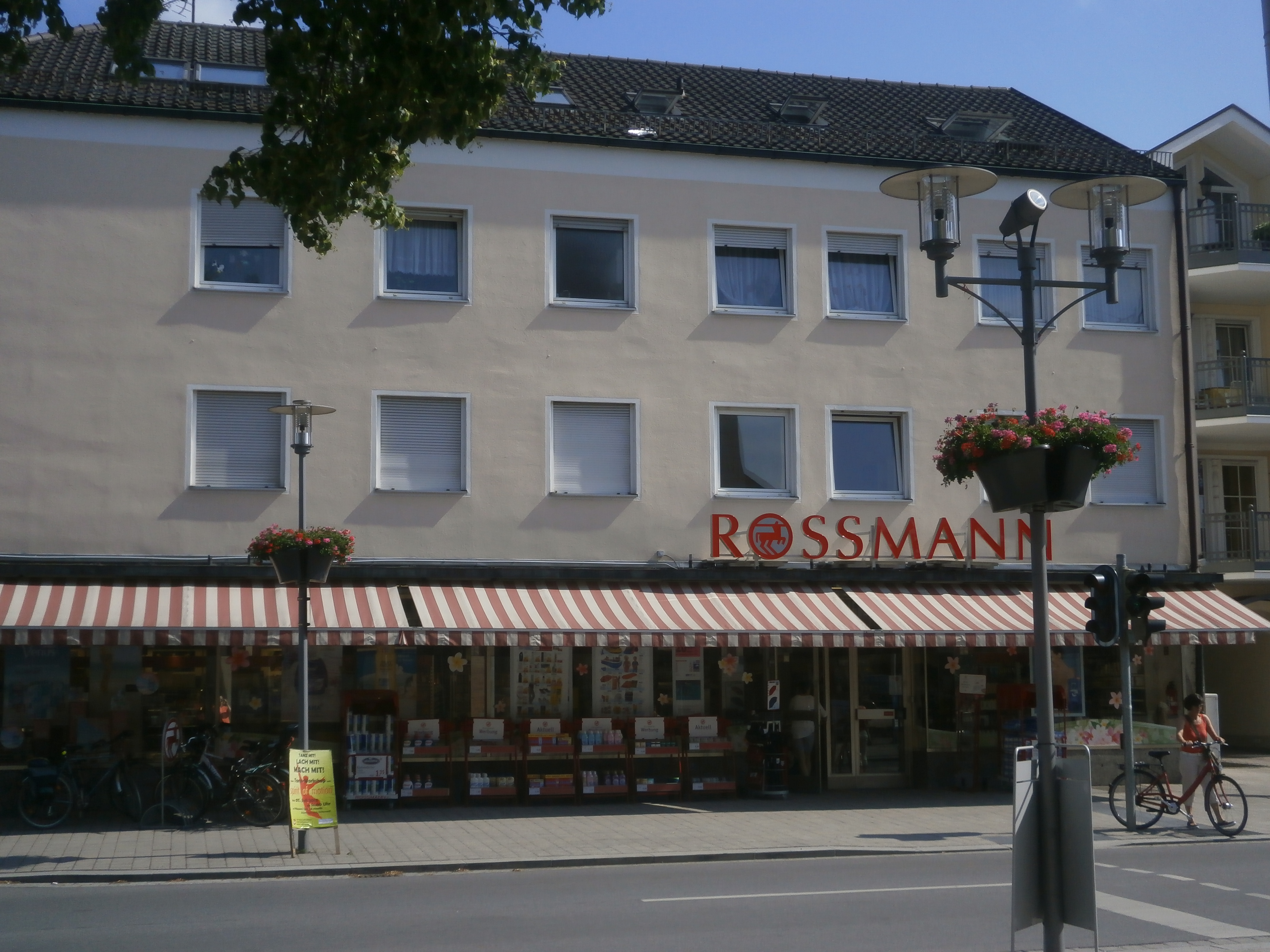 Bild 1 Rossmann in Olching