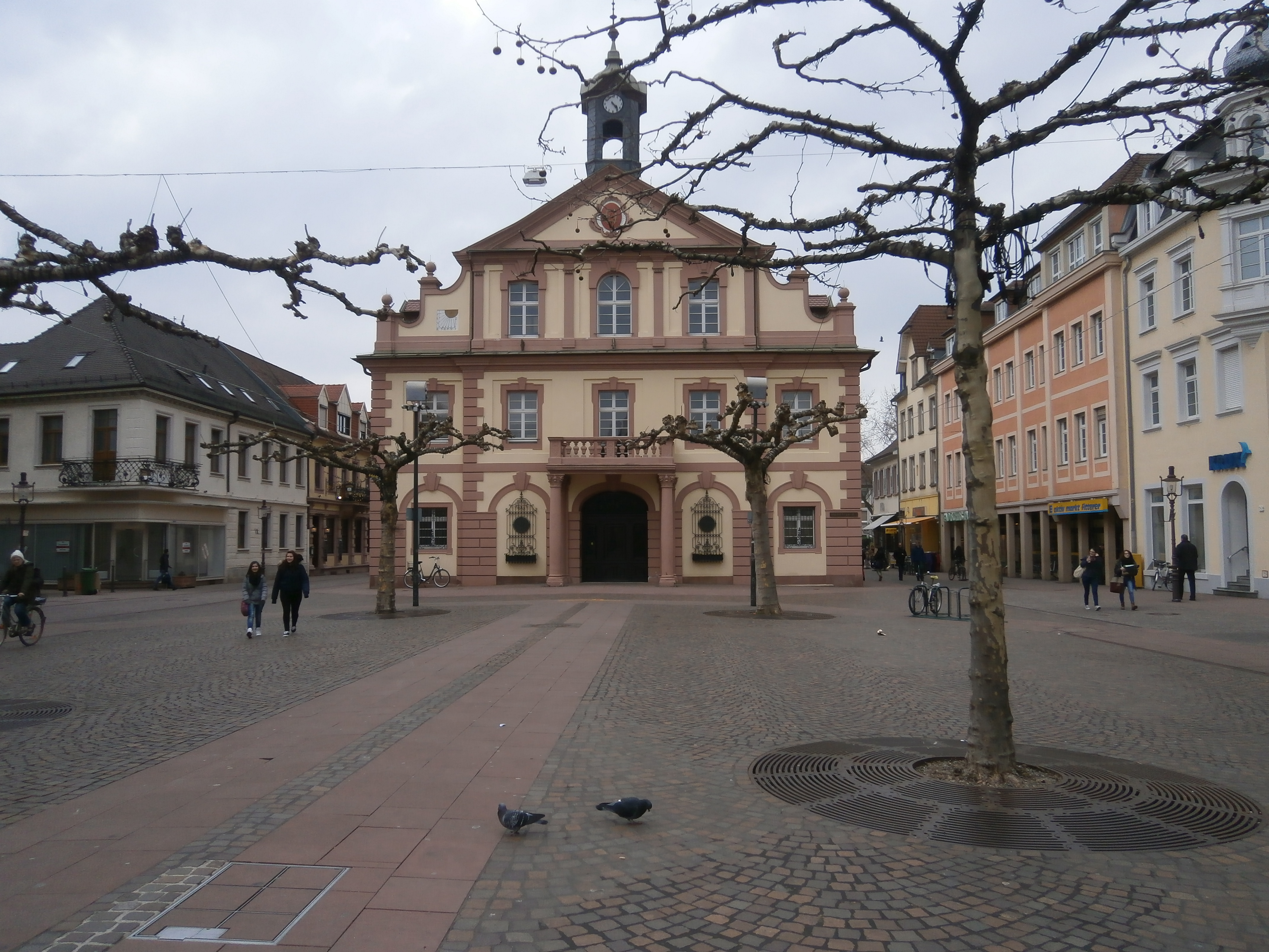 Bild 2 Stadtverwaltung Rastatt in Rastatt