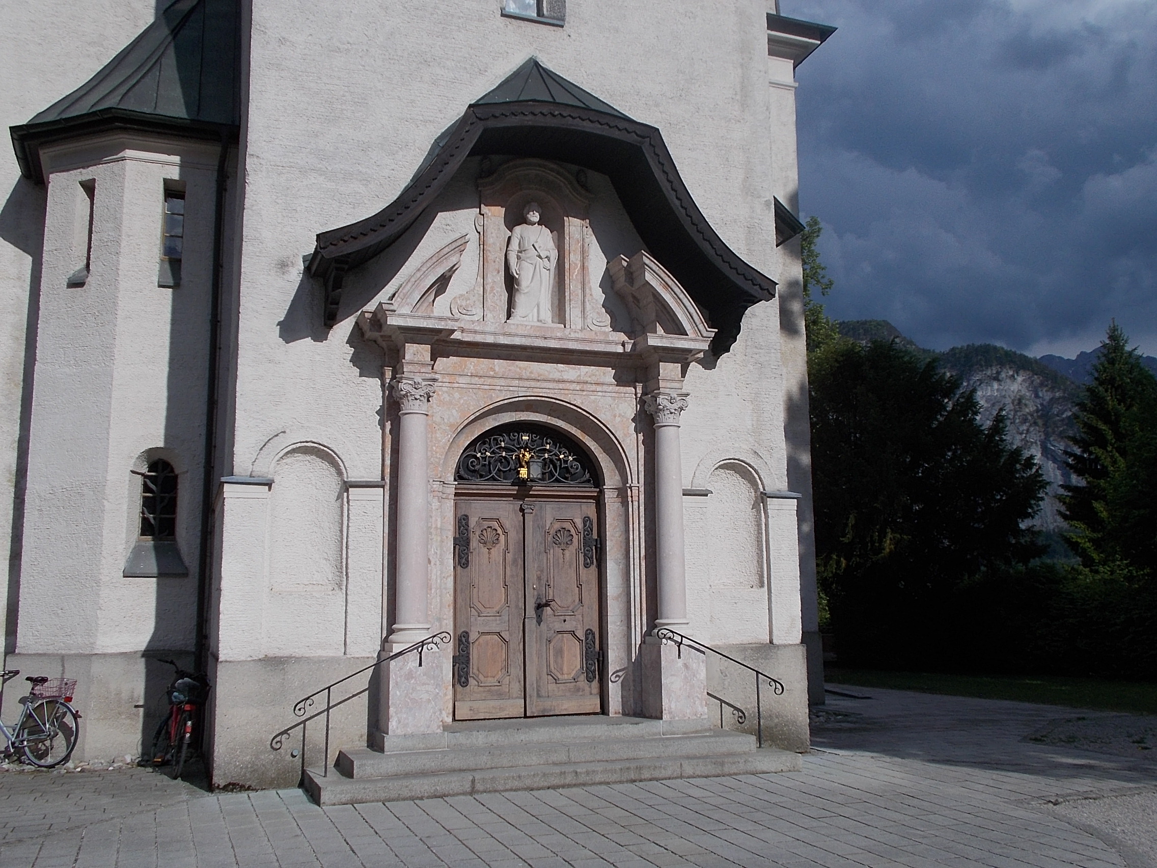 Bild 1 Kath. Pfarramt Heilig Kreuz in Kiefersfelden