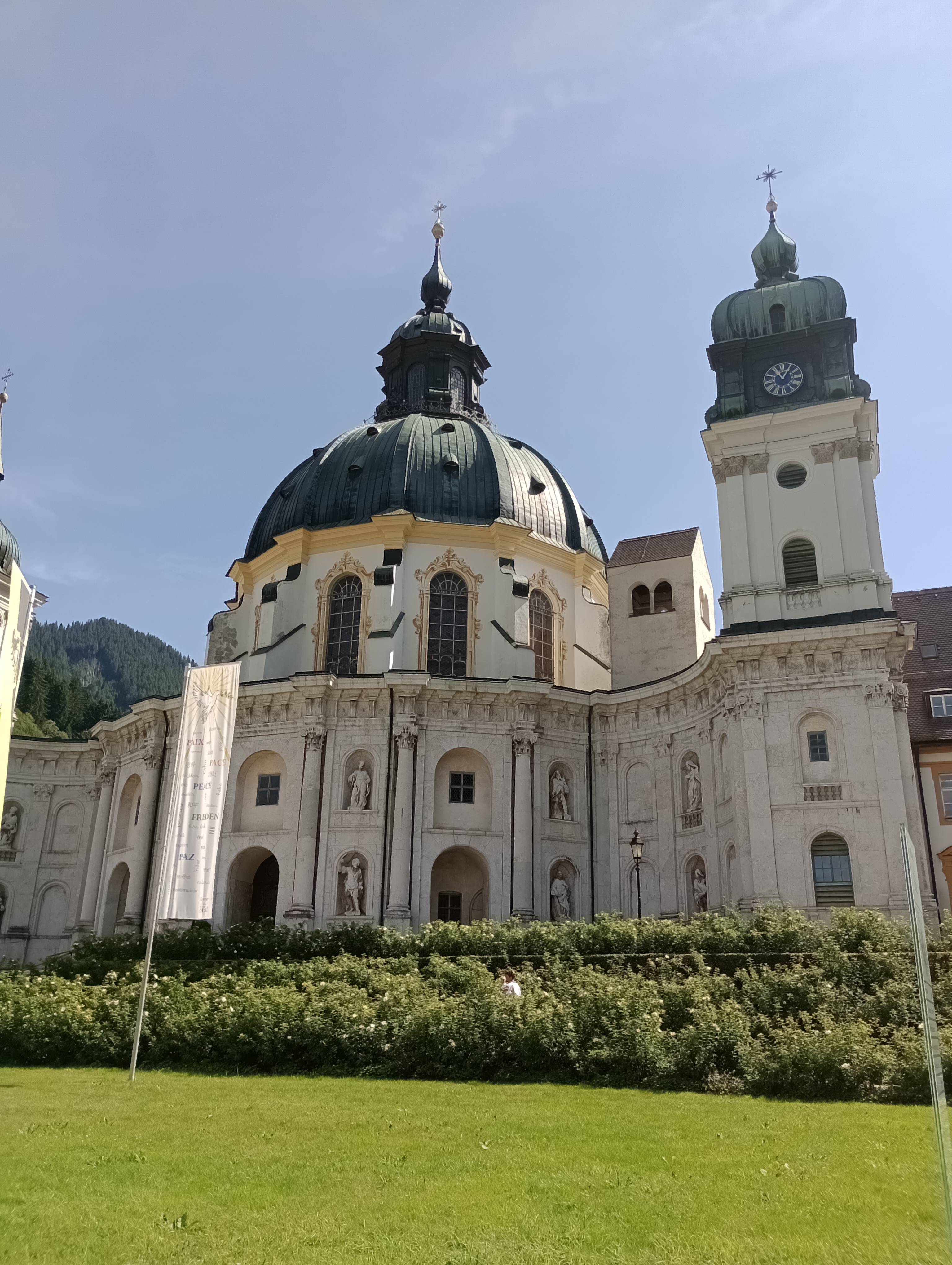 Bild 1 Kloster in Ettal