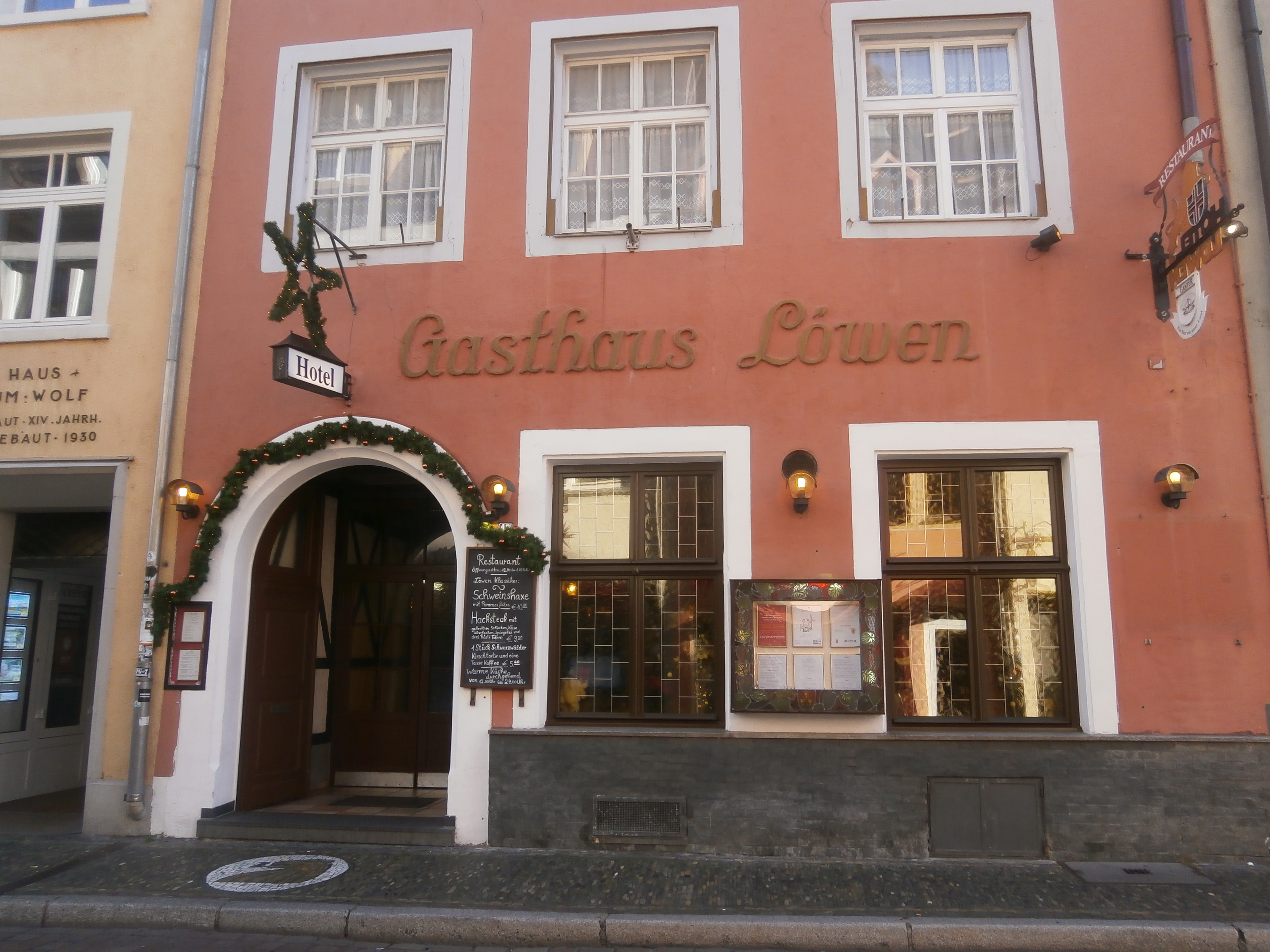 Bild 1 Löwen Hotel & Restaurant in Freiburg im Breisgau