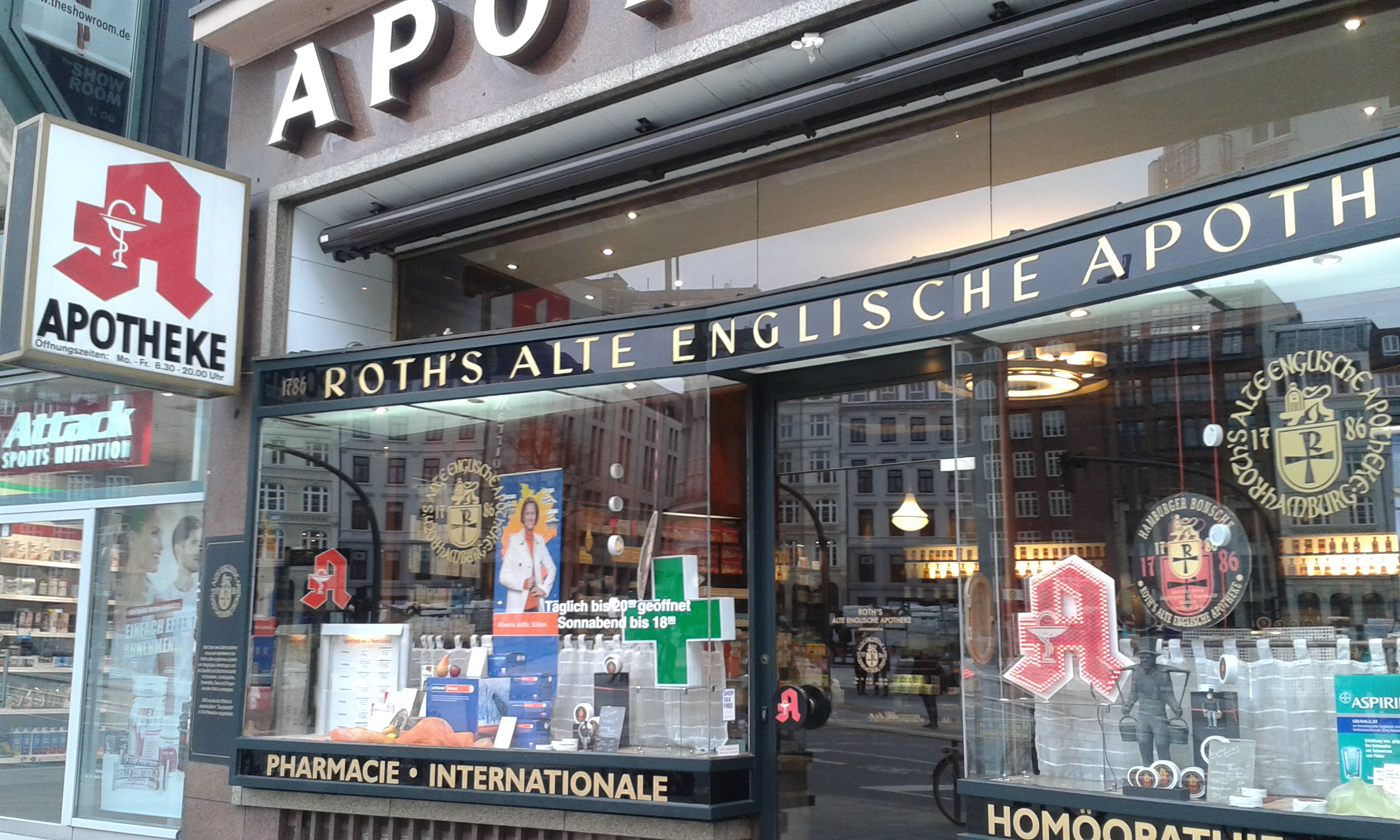 Bild 1 Roths alte englische Apotheke in Hamburg