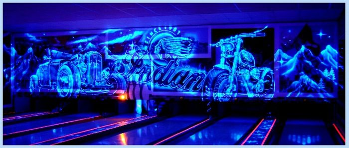 Jeden Samstag ab ca. 23:00 Uhr findet bei uns Bowling in the Dark statt.