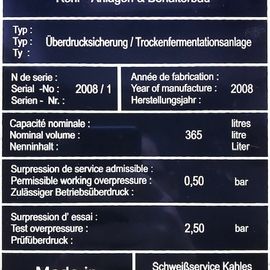 Typenschilder und Serienschilder aus eigener Herstellung