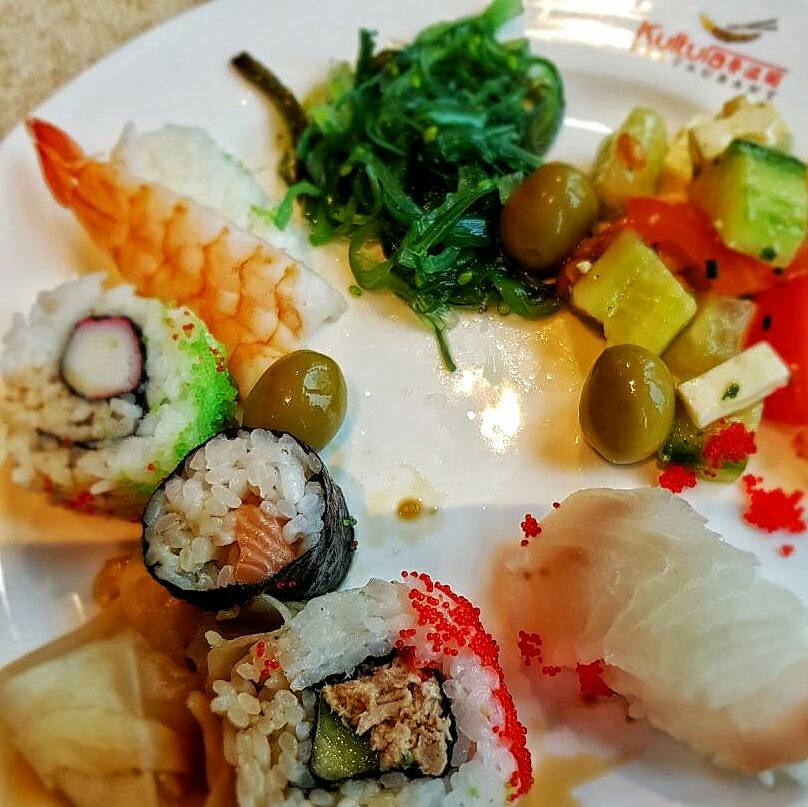 Shushi und Seetang