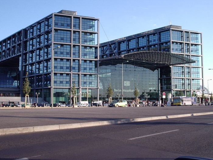 Nutzerbilder McDonald's und McCafé - im Berliner HBf (Hauptbahnhof)