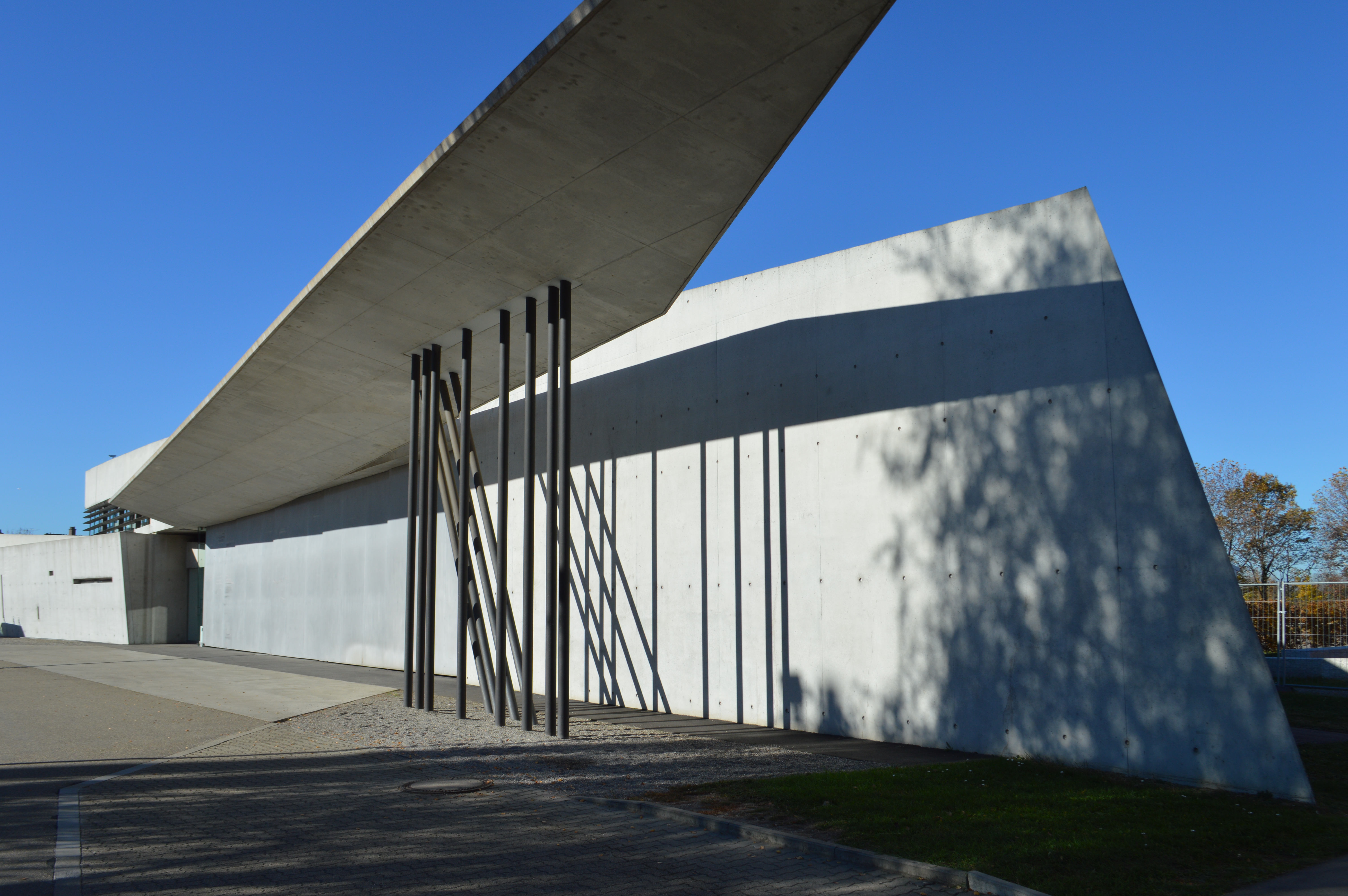 Firestation
Zaha Hadid, 1993