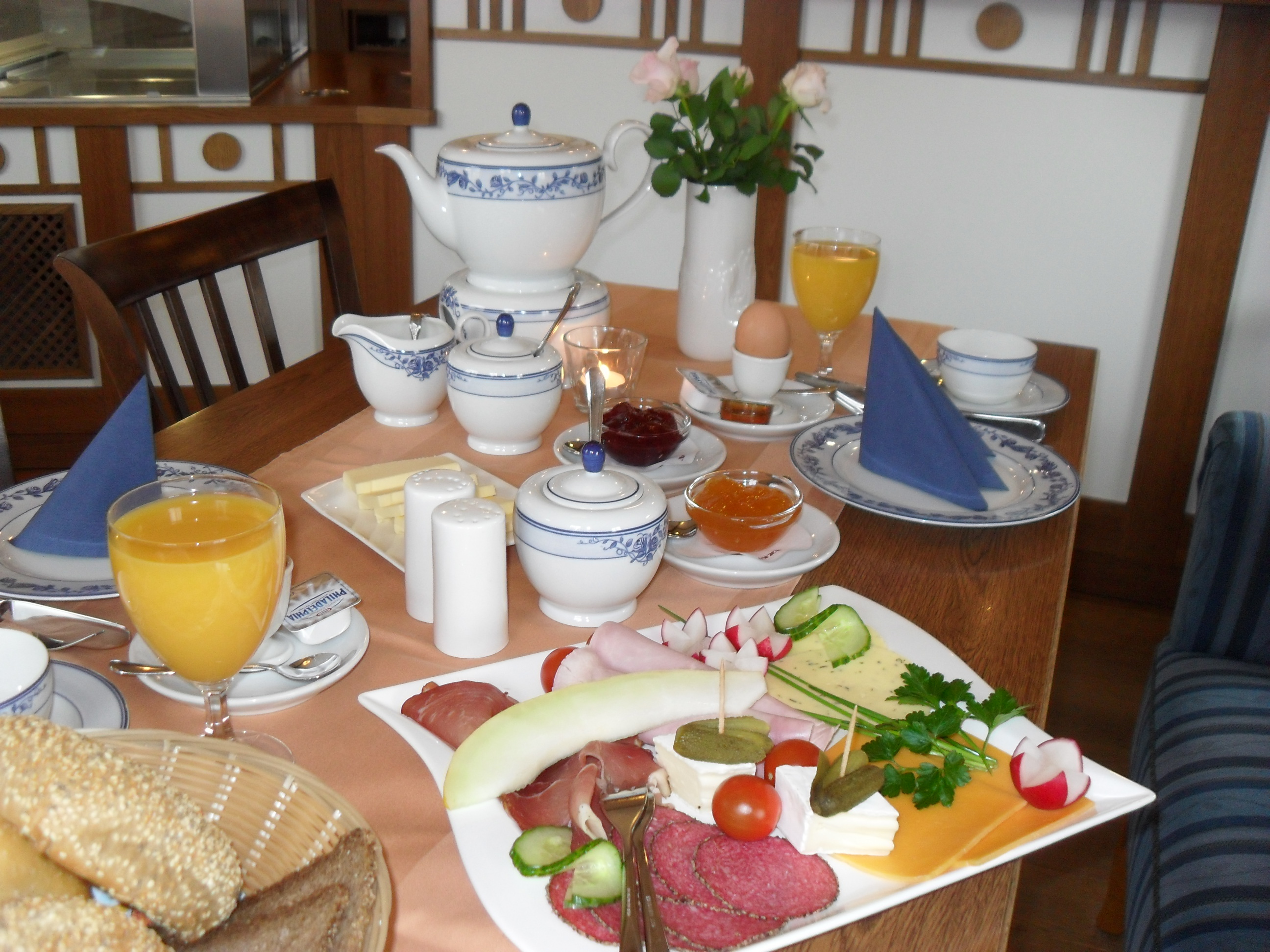 Bild 1 Friesische Teestube Stövchen in Wangerland