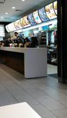 Nutzerbilder McDonald's und McCafé - im Berliner HBf (Hauptbahnhof)