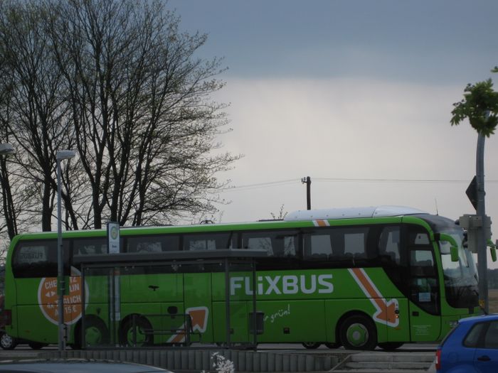 MeinFernbus am Bahnhof in Baabe