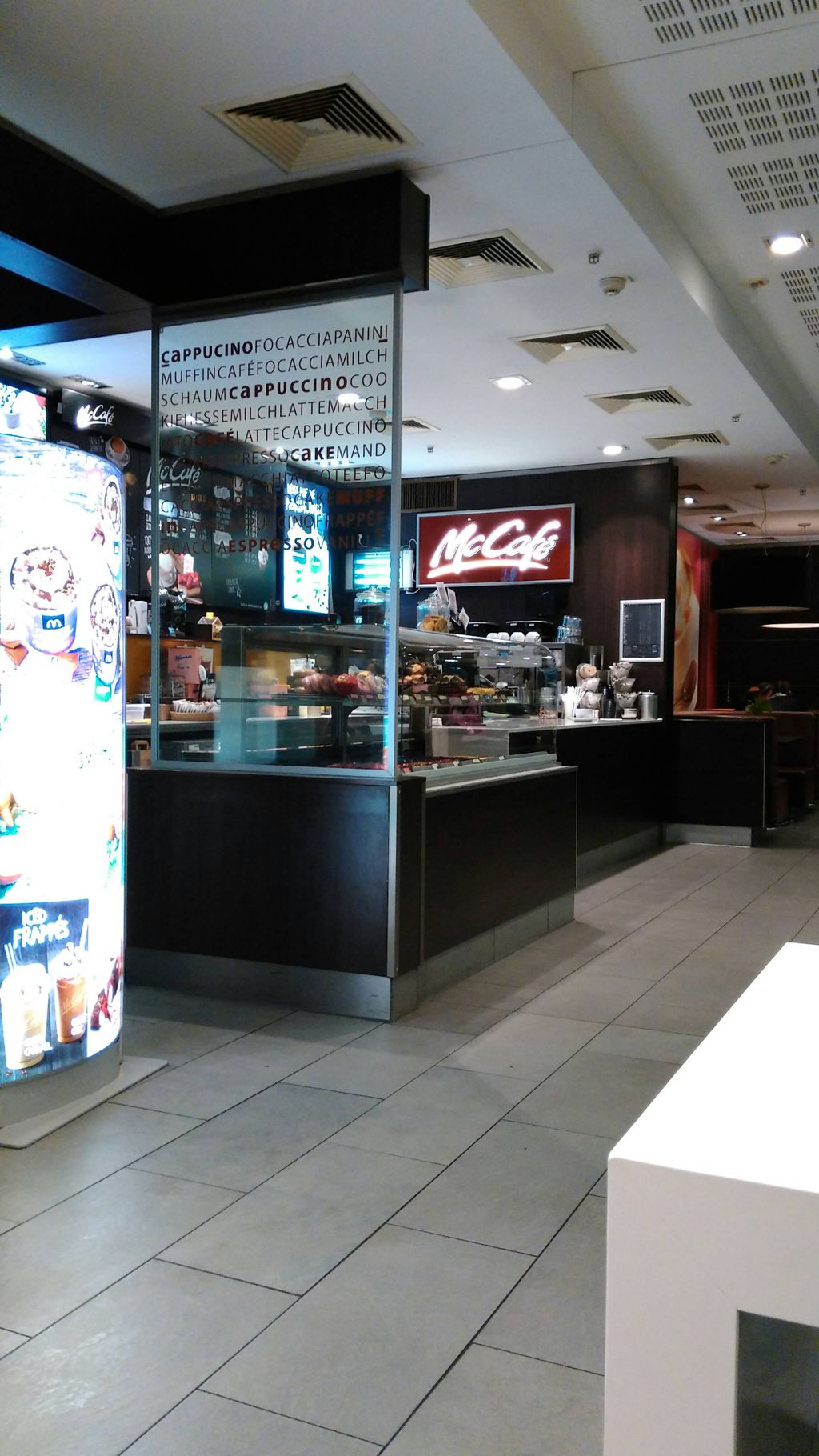 Nutzerfoto 33 McDonald's und McCafé - im Berliner HBf (Hauptbahnhof)
