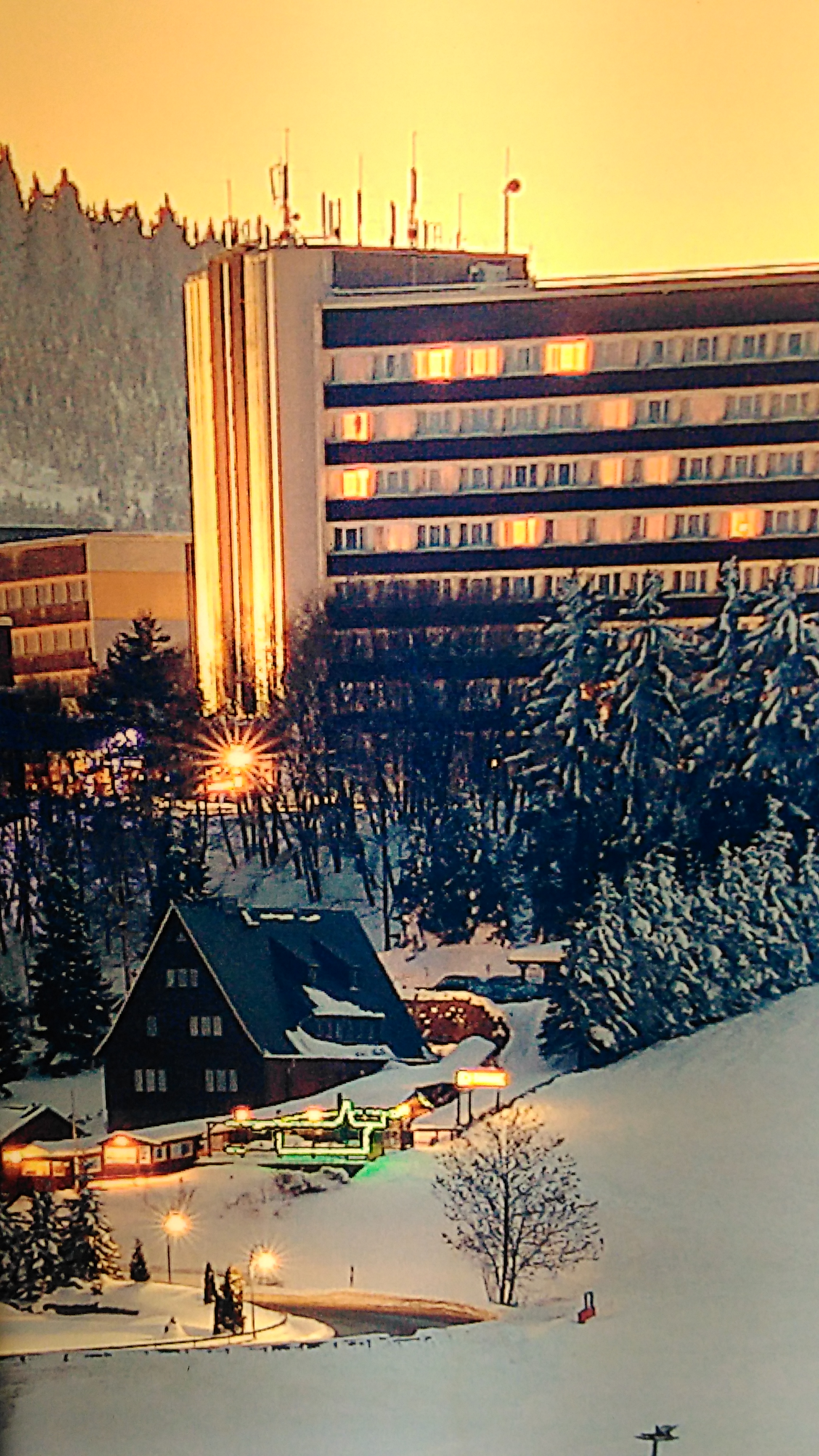 AHORN Hotel Am Fichtelberg im Winter schaut es gleich viel schöner aus - und die Lage direkt an der Skipiste ist supi
