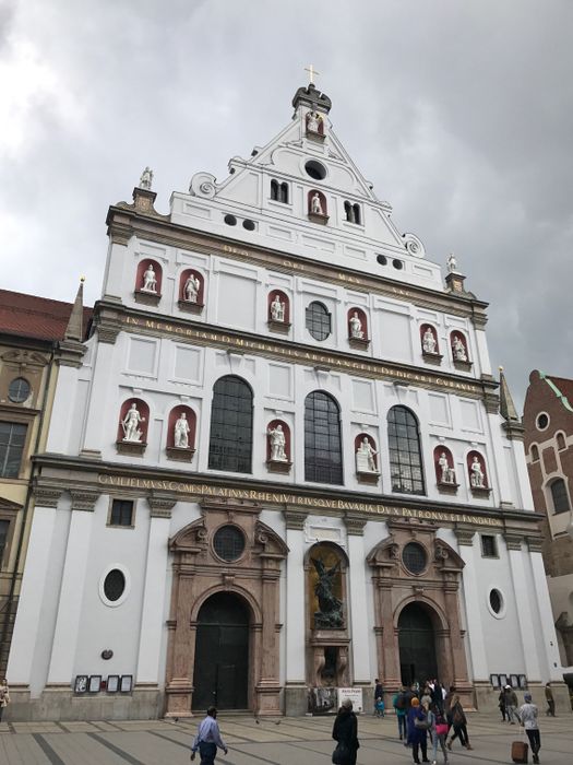 Jesuitenkirche St. Michael