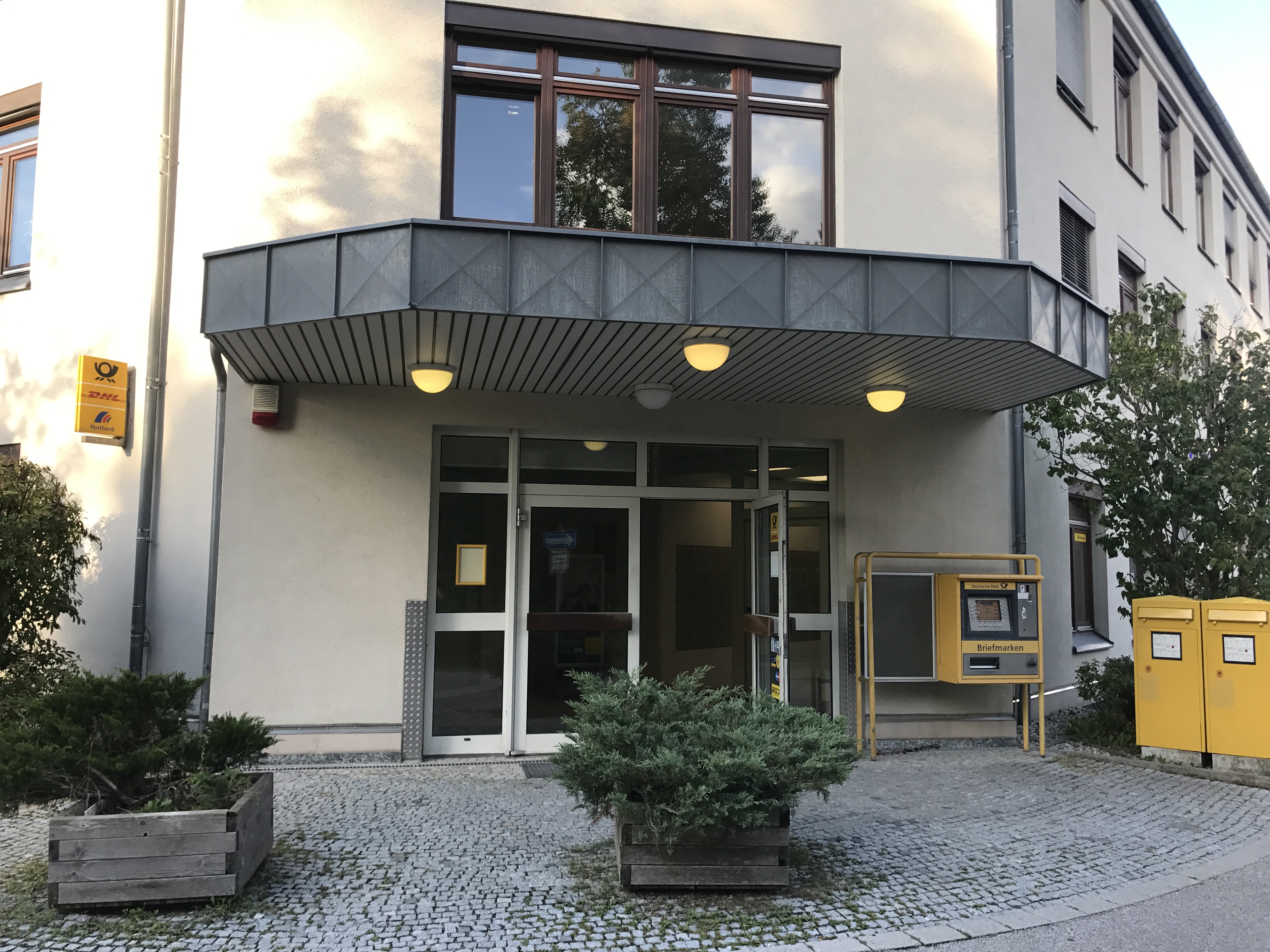 Bild 2 Postbank Finanzcenter in Ottobrunn