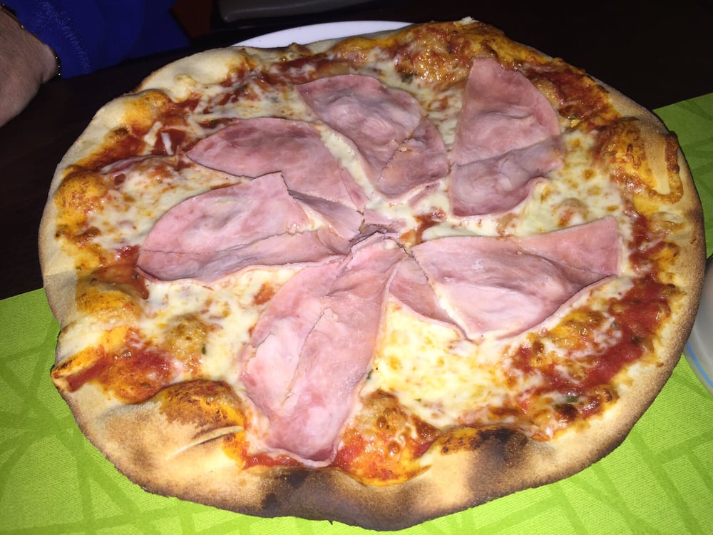 Pizza Schinken