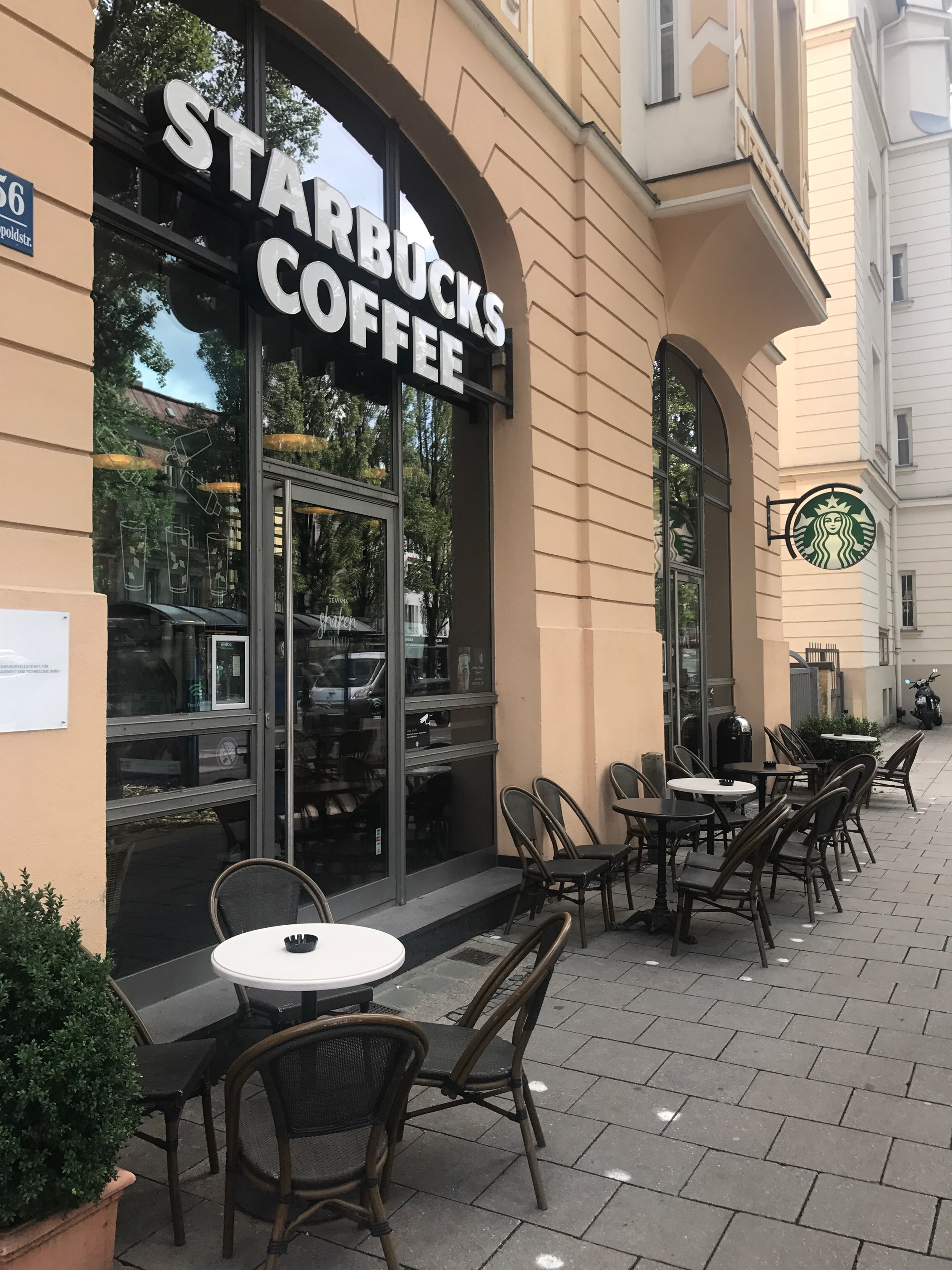 Bild 1 Starbucks Coffee Deutschland GmbH in München