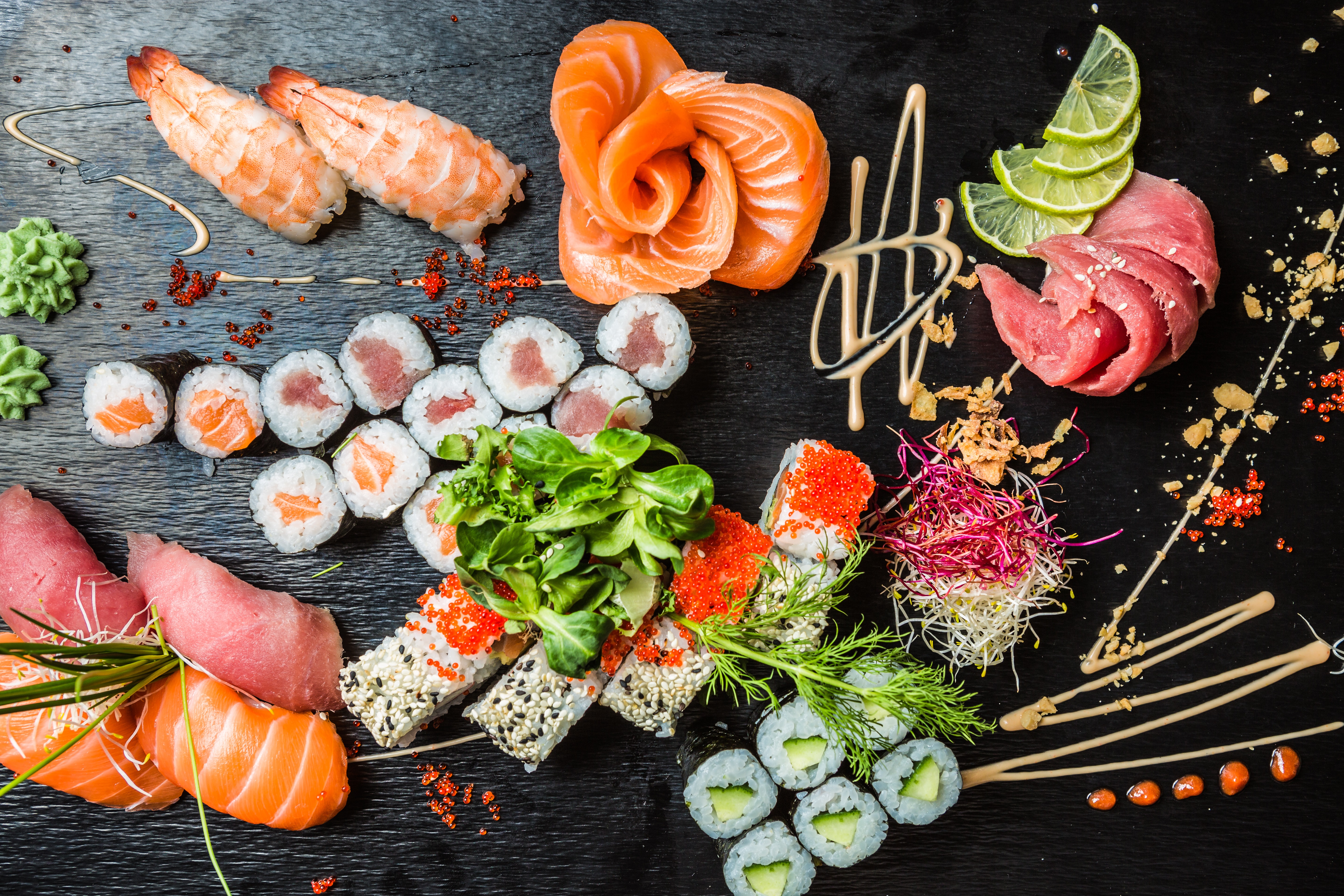 Große Platte Mixed Sushi