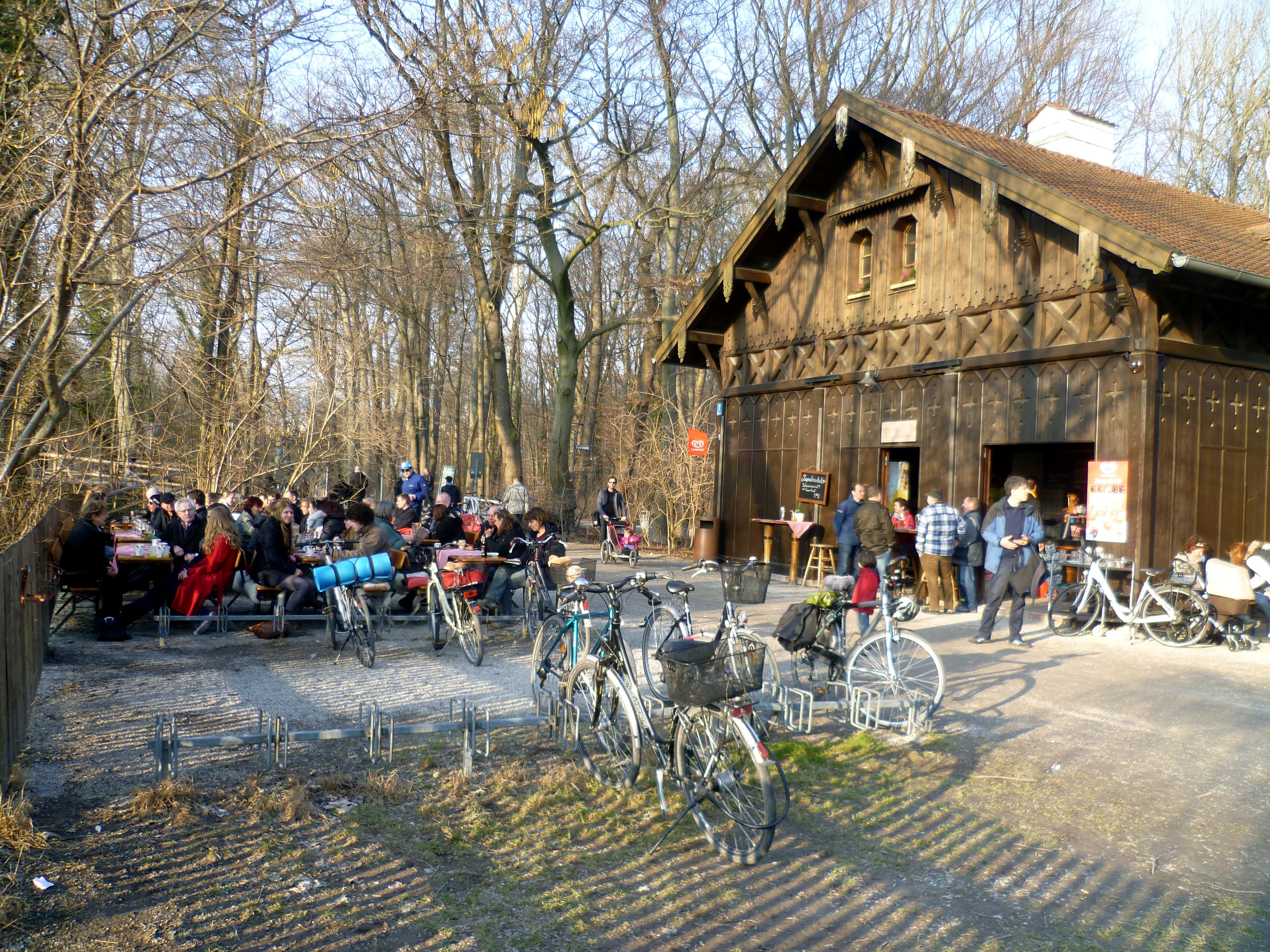 Bild 2 Flaucher Biergarten in München