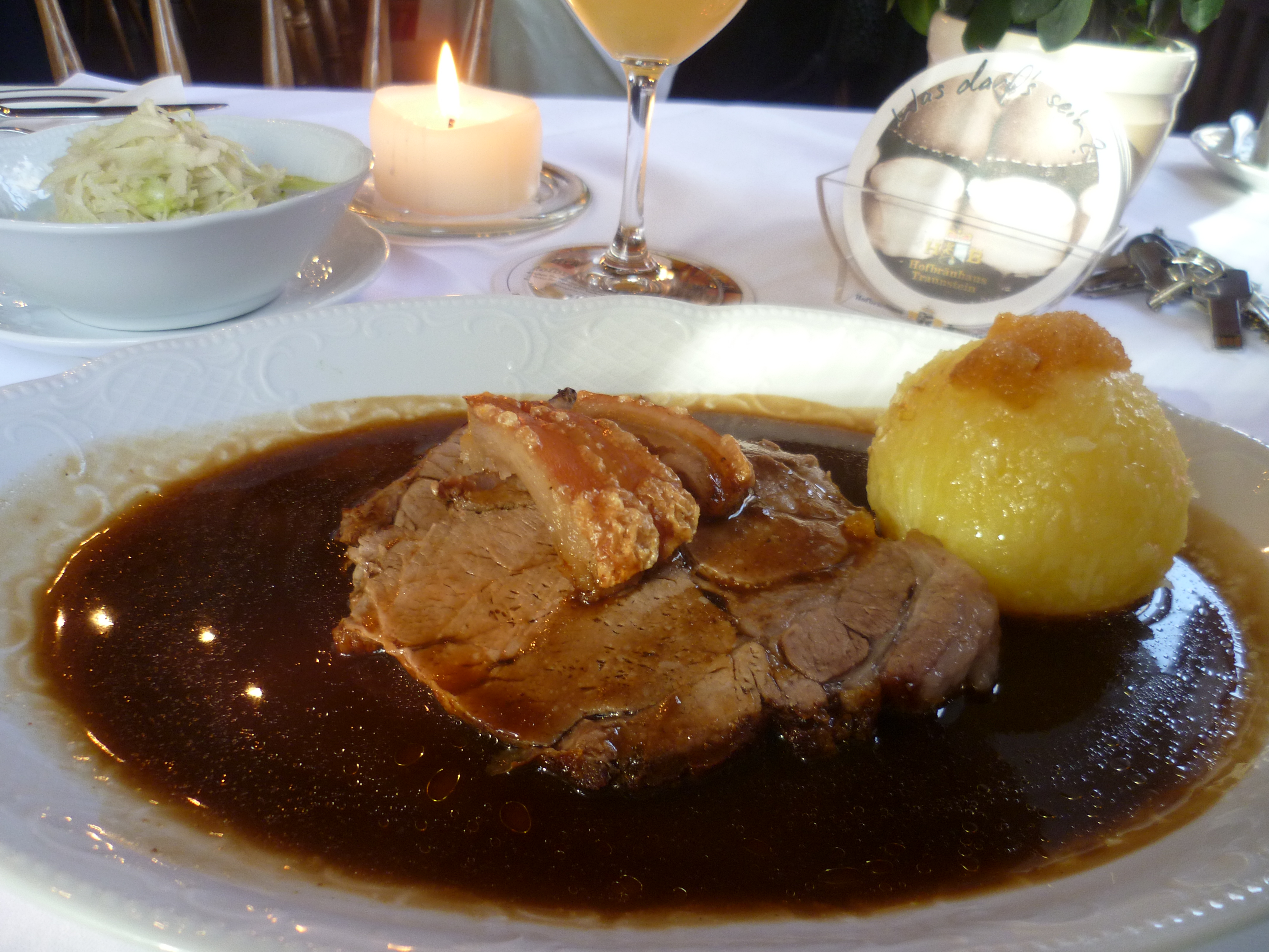 Schweinsbraten mit kleiner Kruste