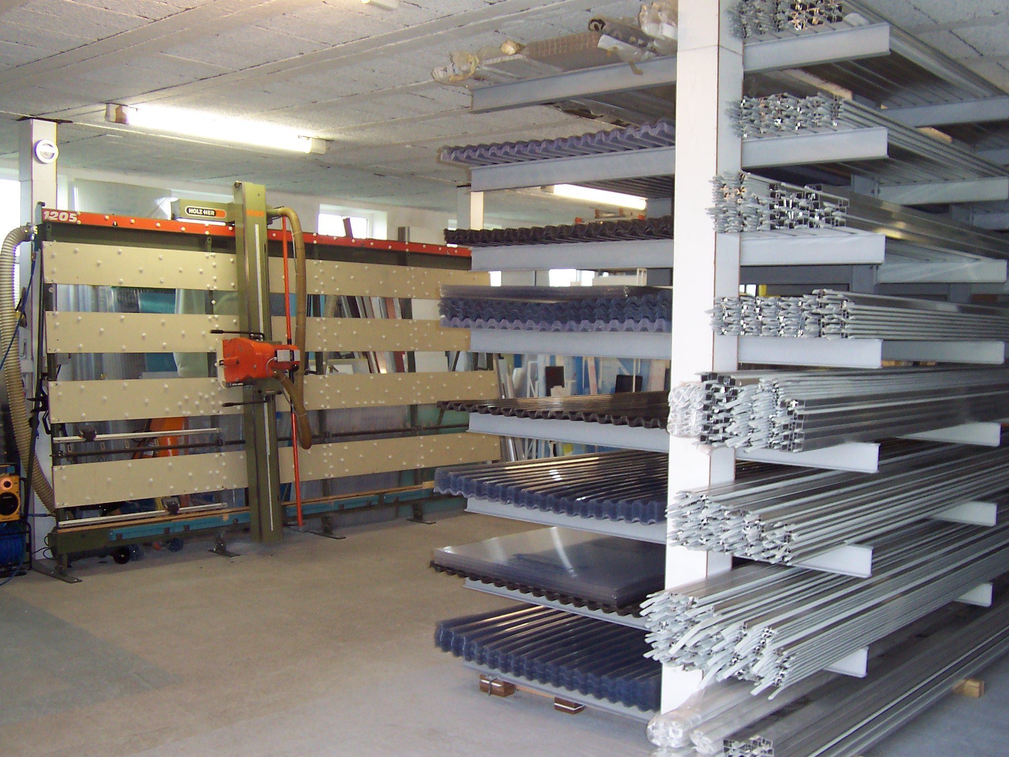 Kunststoffhandel in 21395 Tespe.
Kunststoffplatten und Profile ab Lager.
Auch im Direktverkauf.