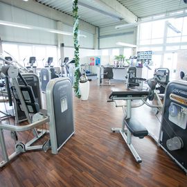hello fit Fitnessstudio Kaufbeuren S&uuml;d 
Trainingsbereich