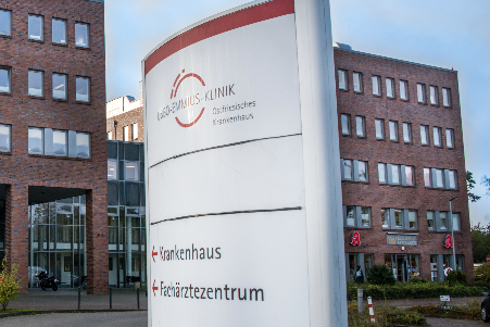 Bild 1 Ubbo-Emmius-Klinik in Aurich