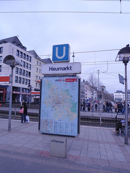 U-Bahnhaltestelle Heumarkt - Köln