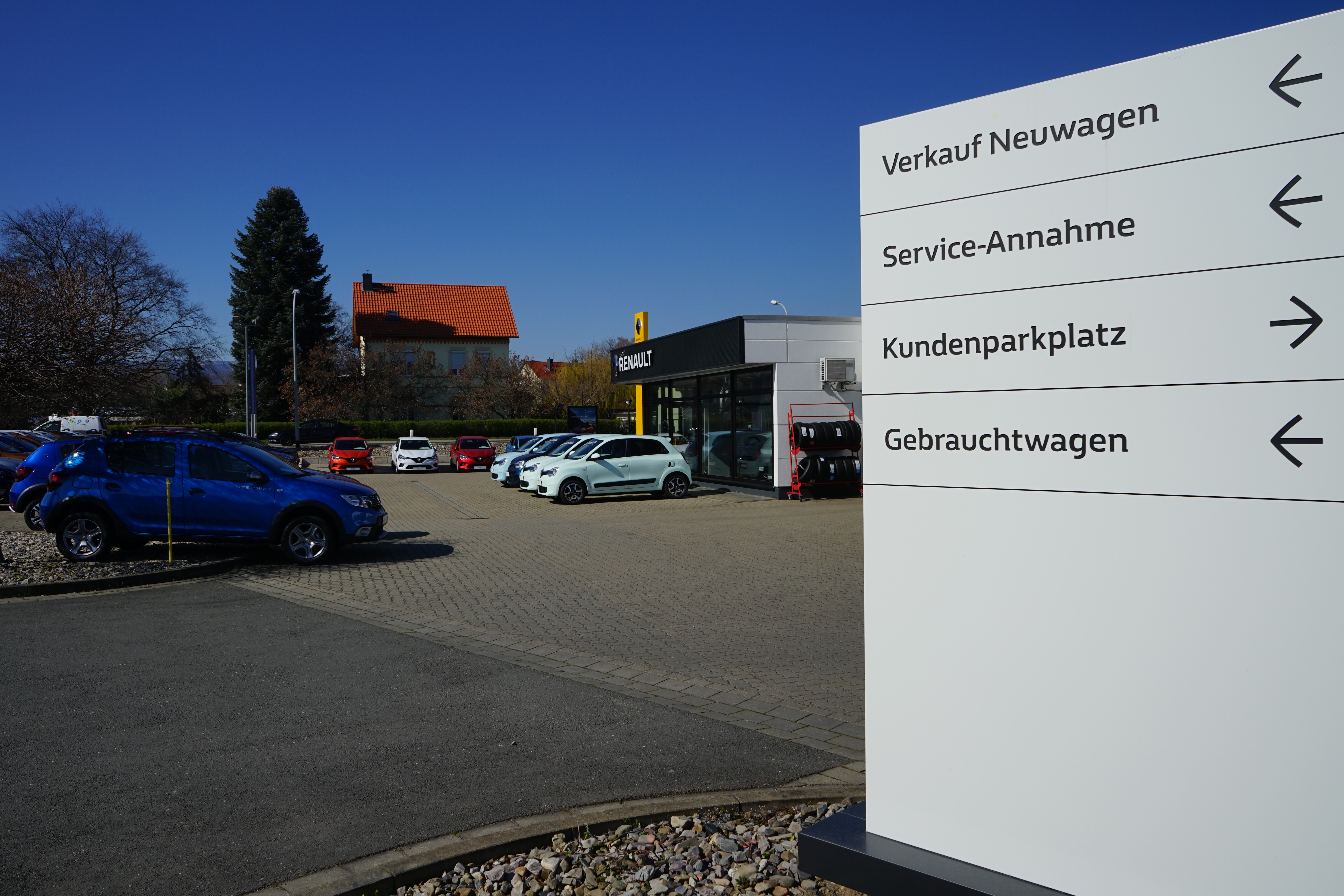 Bild 14 Autohaus CCH Müller & Werian Renault Vertragshändler in Wernigerode