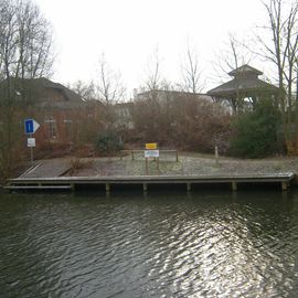 Haus am Finowkanal, Anleger für Paddler und Motorjachten.