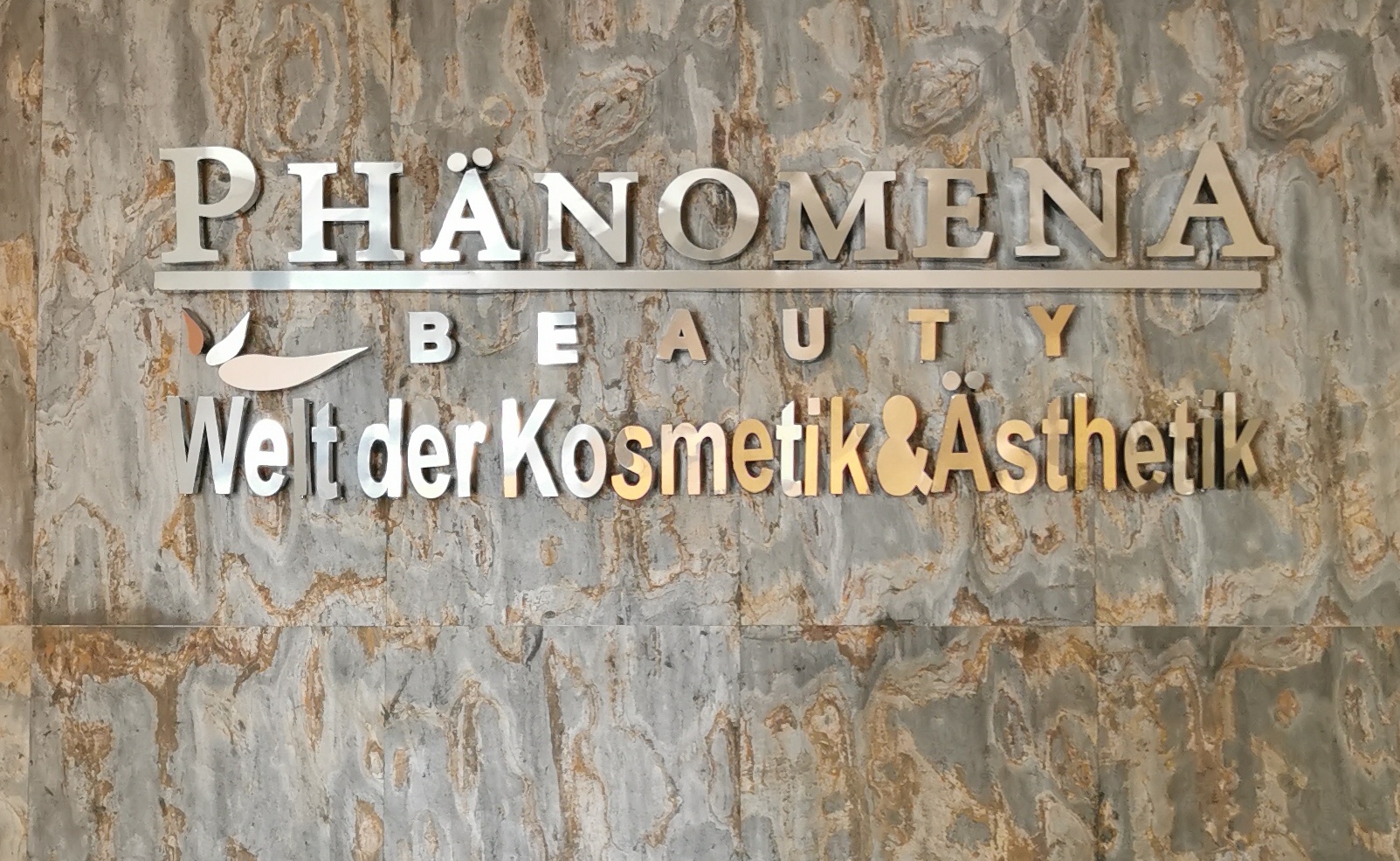 Bild 2 PhänomenA Beauty in Hannover