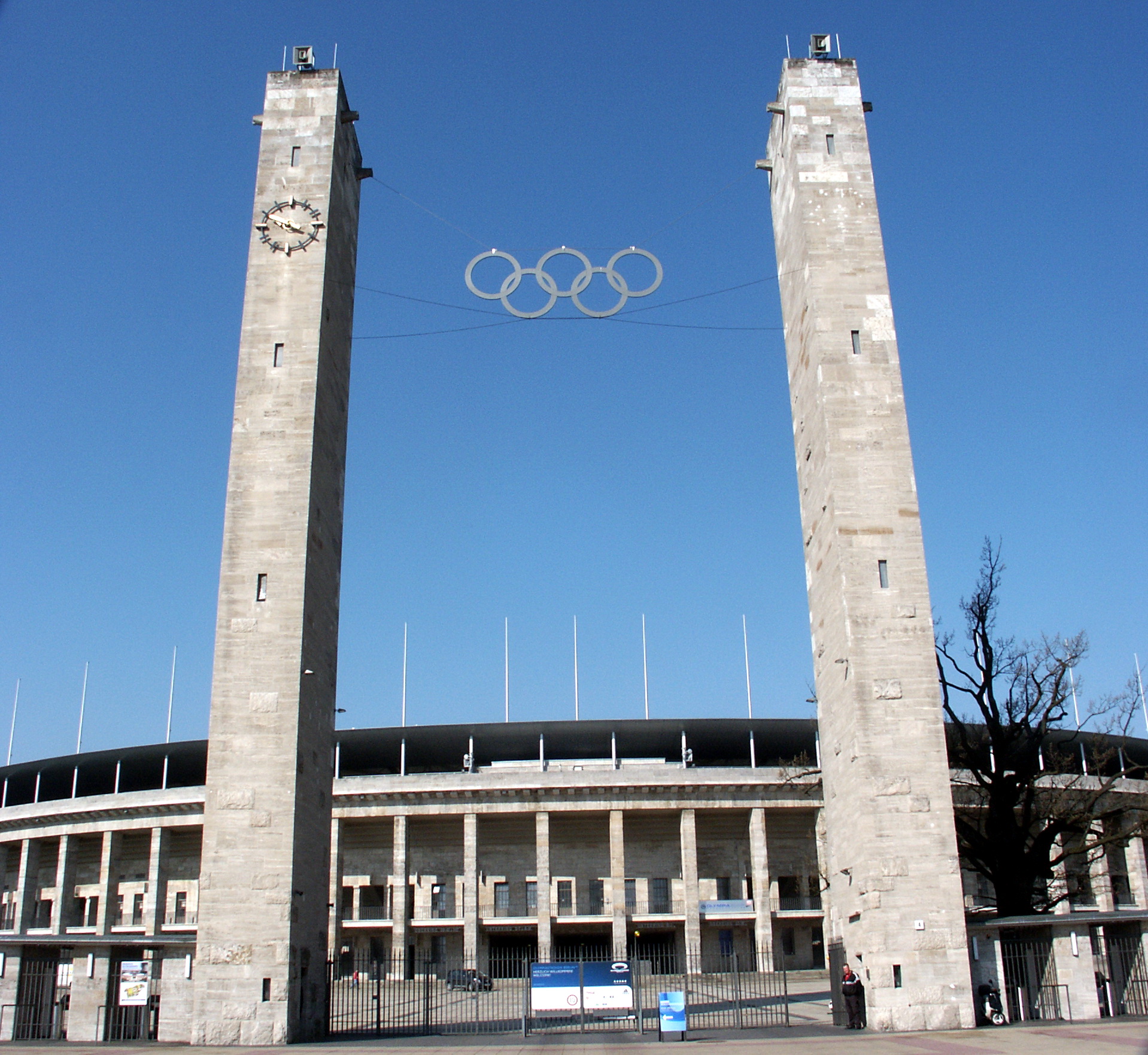 Bild 42 Berliner Bäder-Betriebe (BBB) Sommerbad Olympiastadion in Berlin