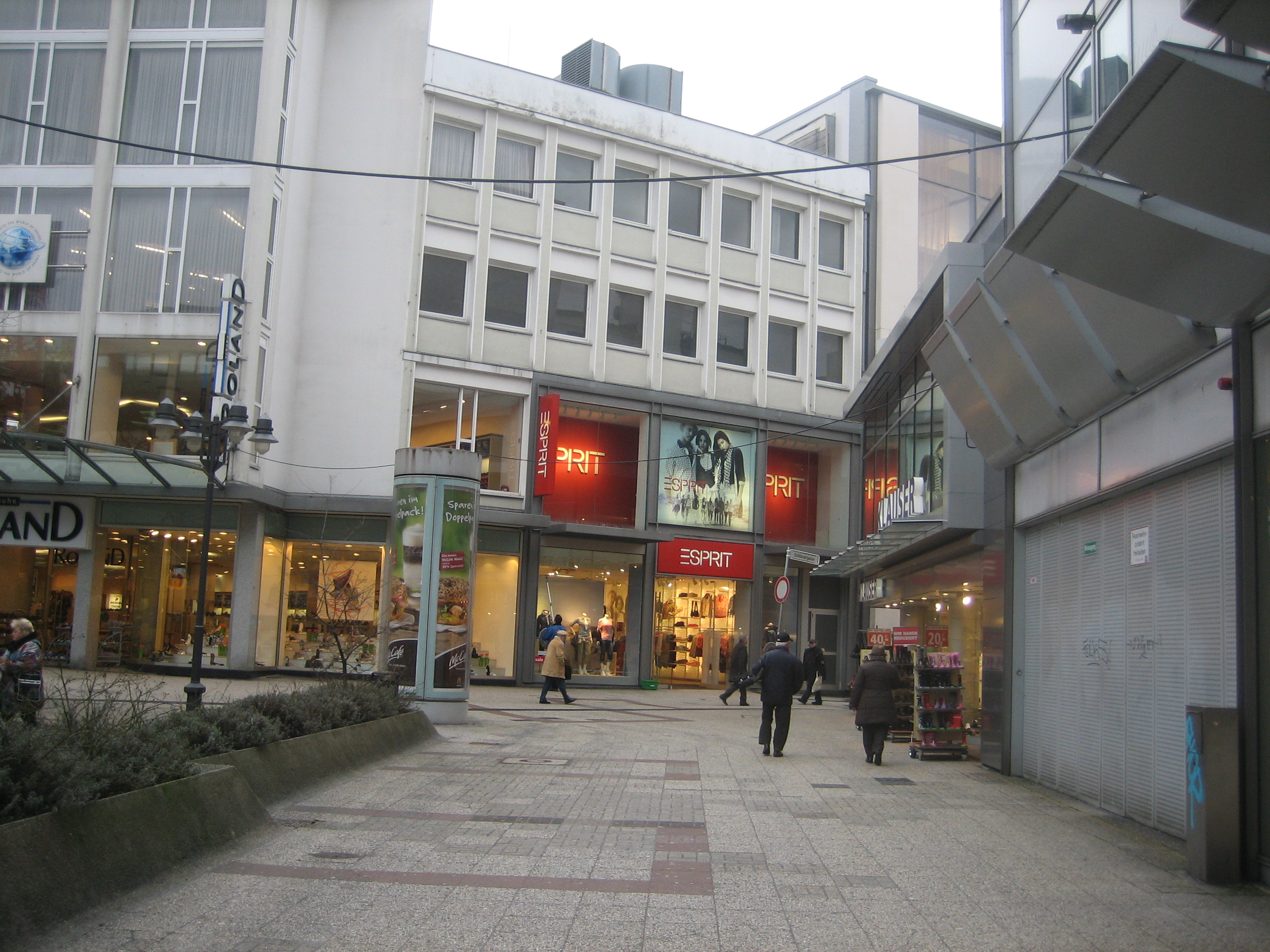 Bild 1 Esprit Store in Wuppertal