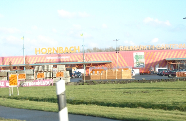 Bild 1 Hornbach Baumarkt AG in Wilhelmshaven