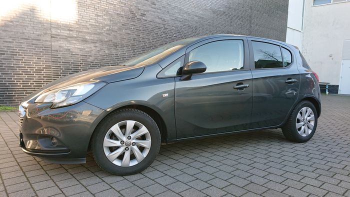 Opel Corsa 1,4l, 90 PS, Klimaautomatik, Parkassistent vorne und hinten, Sitzheizung, USB, großes Touchscreen Display uvm. 