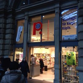 Schmitt & Hahn Buch und Presse im Bahnhof Frankfurt Höchst in Frankfurt am Main