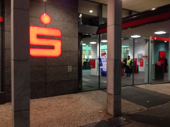 Bild 1 Sparkasse Hannover Geldautomat in Hannover