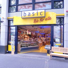 basic Bio-Supermarkt in Altstadt Stadt Köln