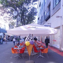 Modehaus Jacobi  Straßencafe - Köln