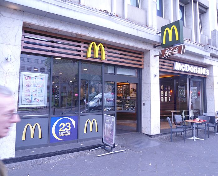 Nutzerbilder McDonald's Deutschland Inc. Zweigniederlassung München Restaurant