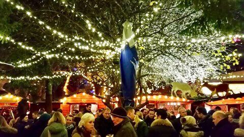 Weihnachtsmarkt im Stadtgarten in Köln 