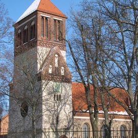 Dorfkirche Berlin-Rosenthal. Anfang 2015.:)