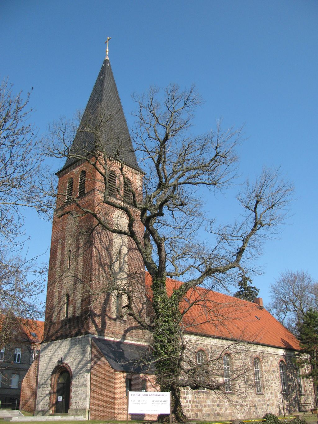 Nutzerfoto 3 Ev. Kirchengemeinde Marzahn Biesdorf Gemeindebüro