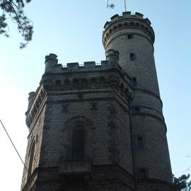Der Bismarckturm von 1882, ein Ausflugsziel im Göttinger Hainberg