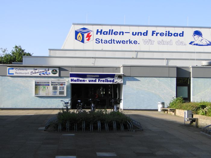 Hallen- und Freibad Stadtwerke Einbeck GmbH, Eingang